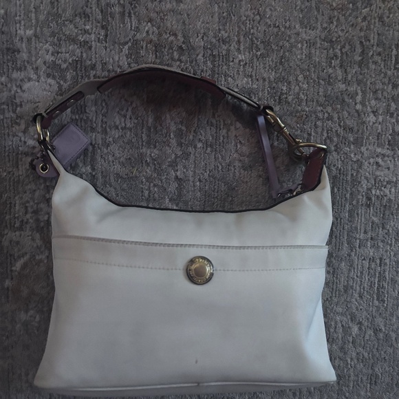 White Coach nylon shoulder bag - Picture 1 of 6